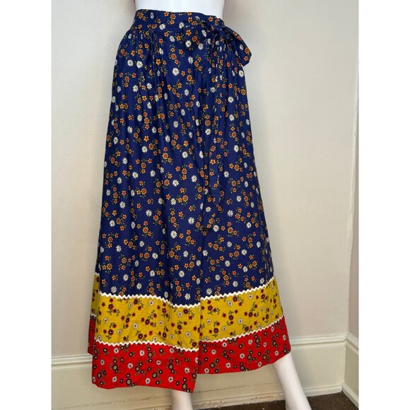 Vintage 1970s Floral Border Print Wrap Maxi Skirt, Size Small, Boho Cottagecore - Picture 2 of 6